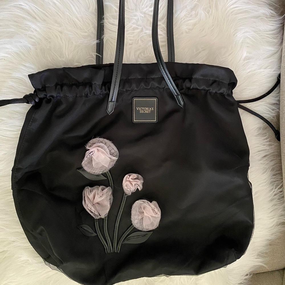 New no Tag Victorias Secret Tease Gardenia Black Mesh Bag Tote Purse